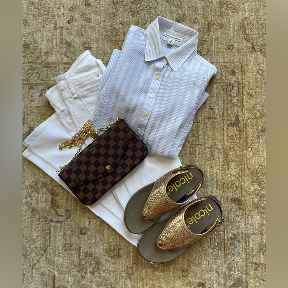 Nicole Woven Gold Thong Sandals, Size 6.  NWOT - Picture 2 of 13